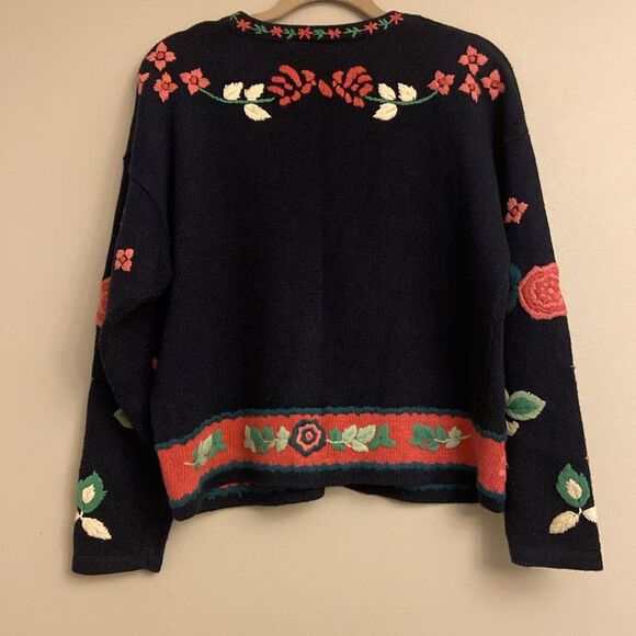 Vintage Navy Floral Embroidered Cardigan Sweater size M - Picture 2 of 13